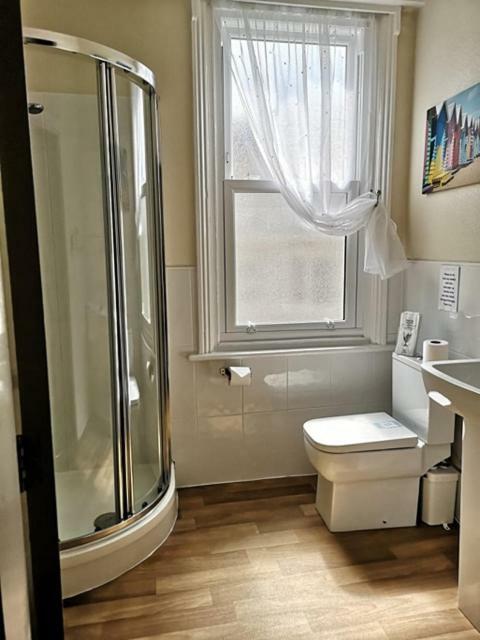 Sylvern House Hotel Scarborough Bagian luar foto